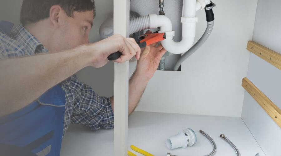 Professional emergency plumbing in Sandoval, IL